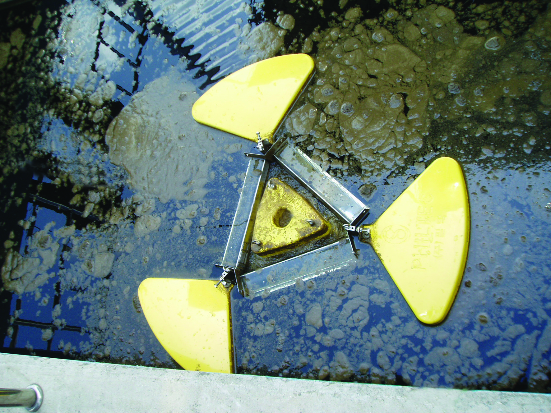 스컴 회수 스키머