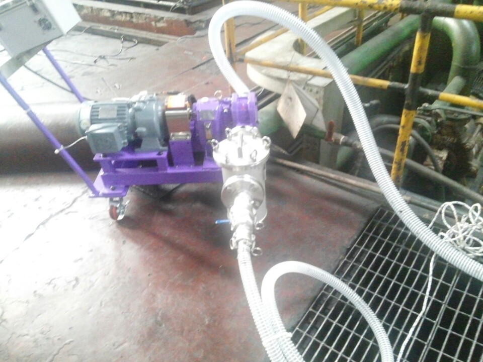 오일 이송 펌프